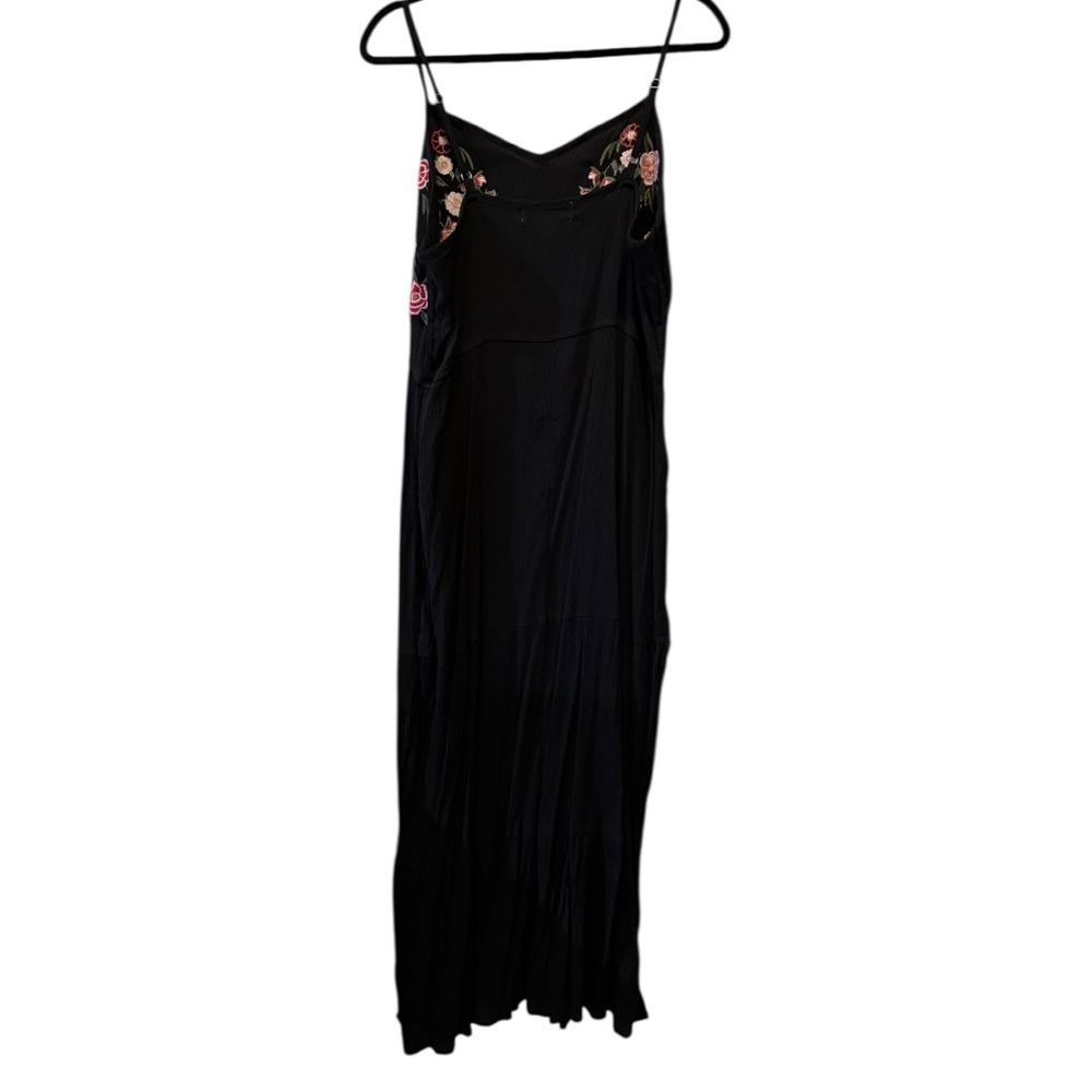 Kelly Renee Embroidered Floral Maxi Dress – Size XL - Picture 3 of 10